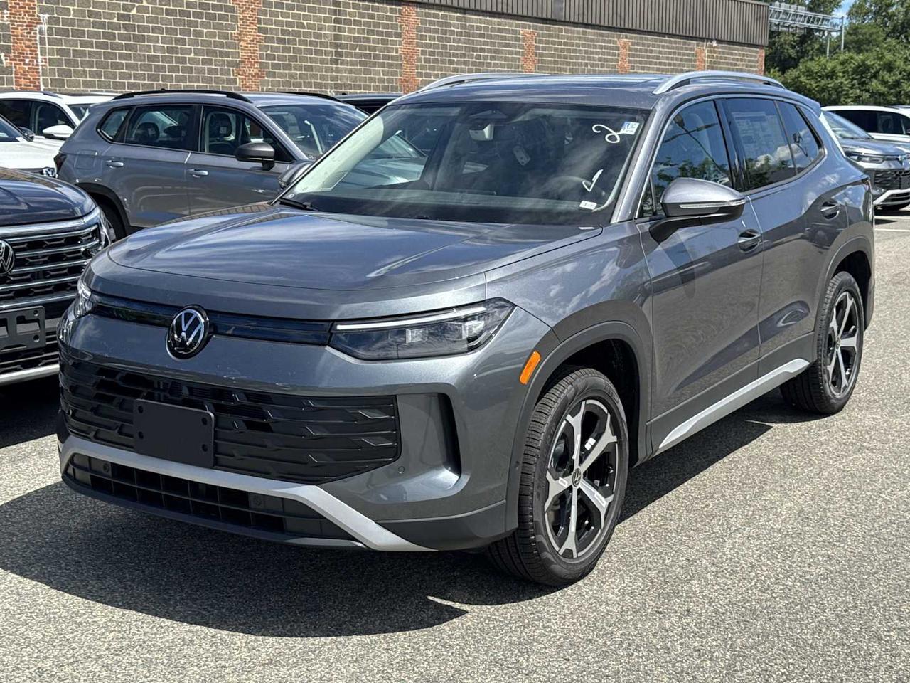2025 Volkswagen Tiguan SE Medford MA
