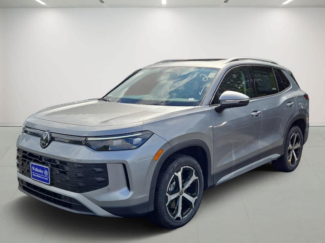 2025 Volkswagen Tiguan SE Wellesley MA