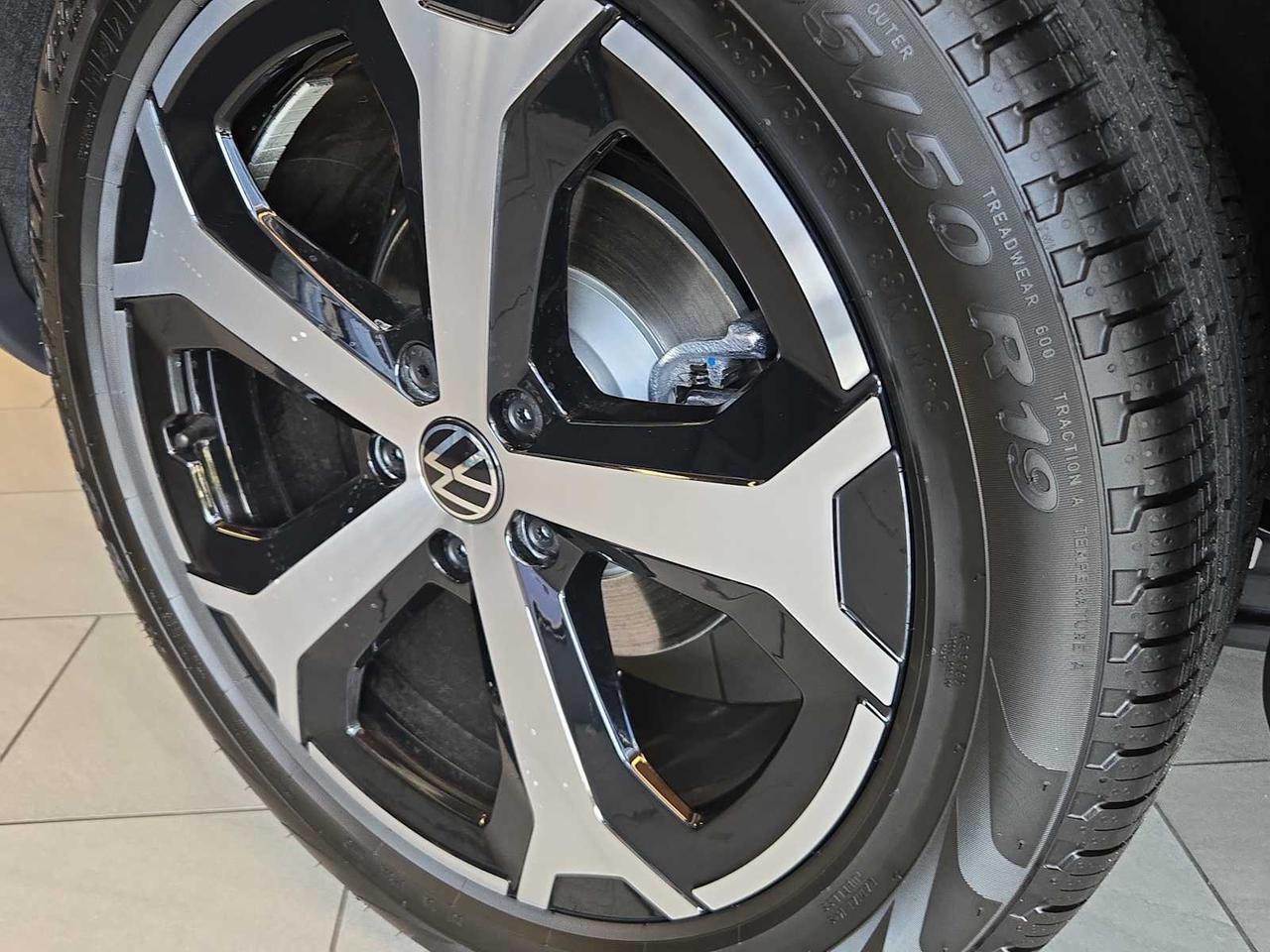 2025 Volkswagen Tiguan SE Wellesley MA
