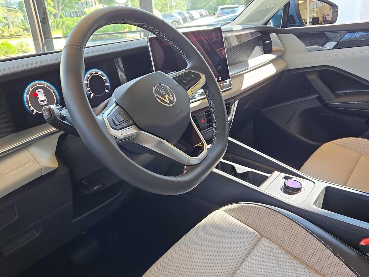 2025 Volkswagen Tiguan SE Wellesley MA