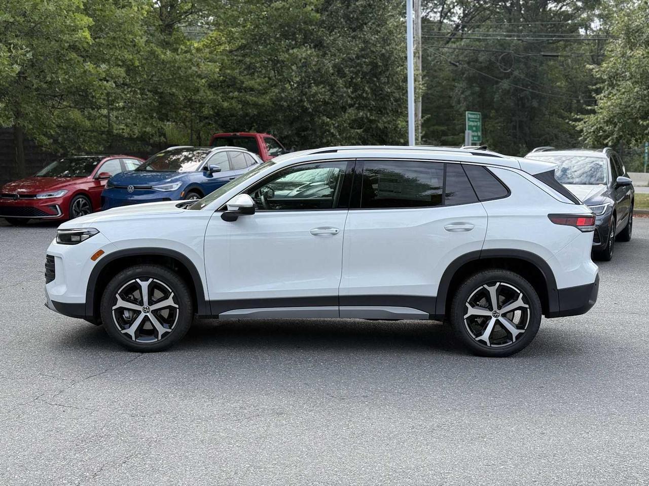 2025 Volkswagen Tiguan SE Westborough MA
