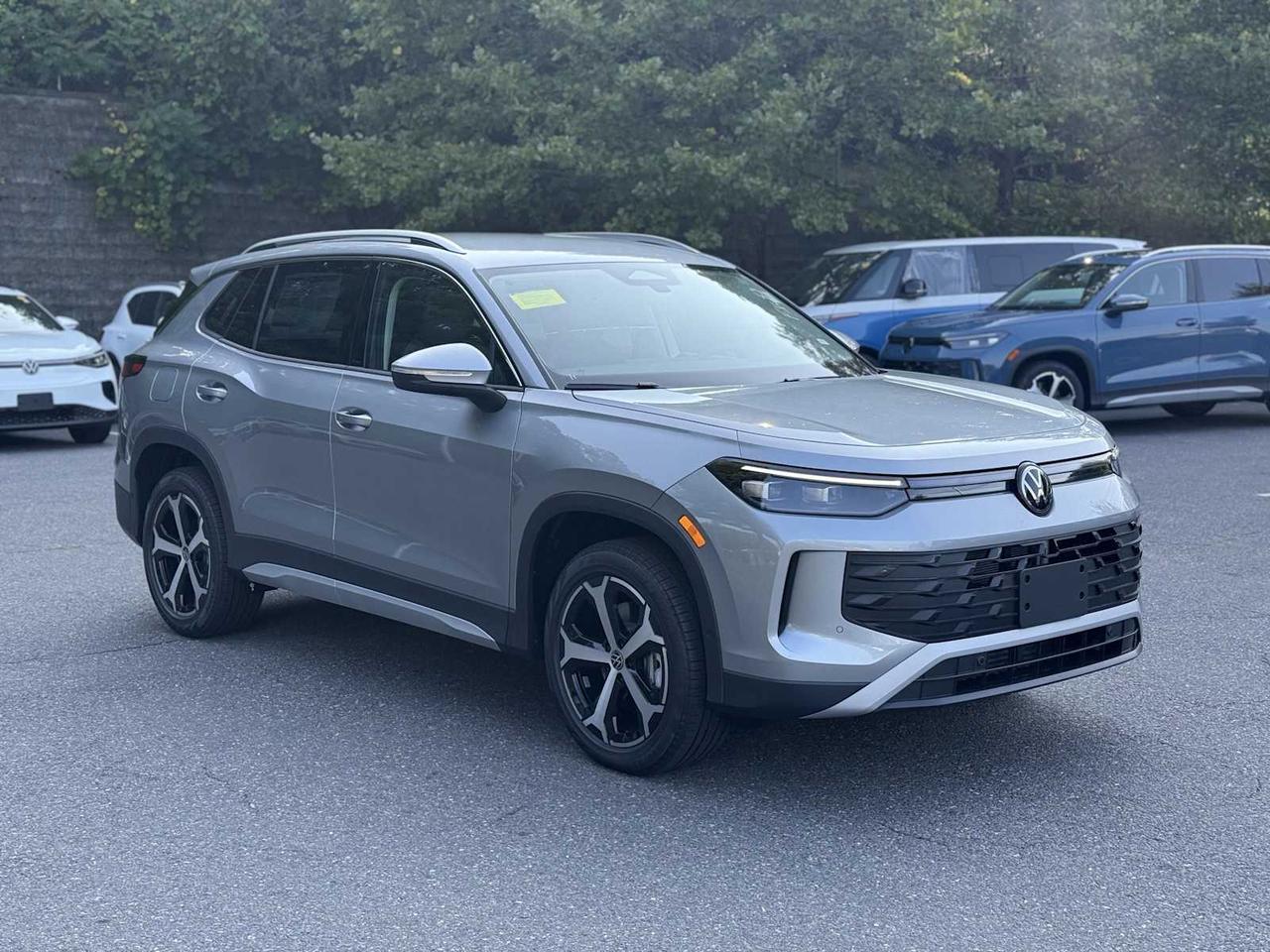 2025 Volkswagen Tiguan SE Westborough MA