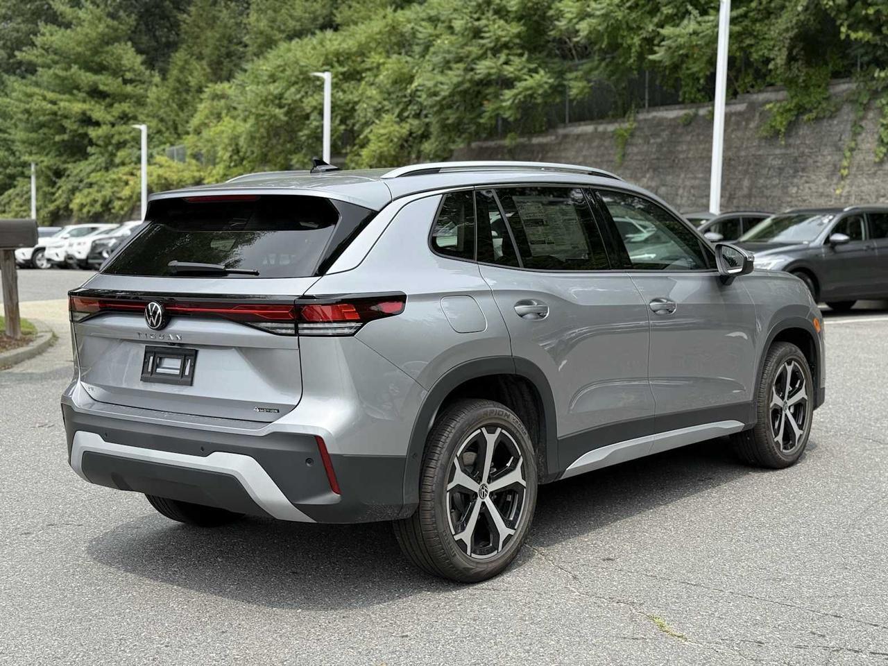 2025 Volkswagen Tiguan SE Westborough MA