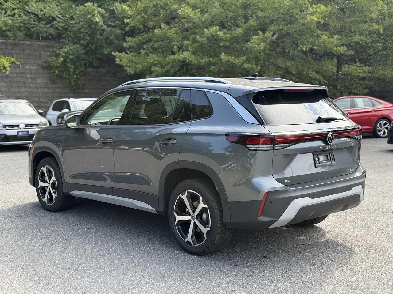 2025 Volkswagen Tiguan SE Westborough MA