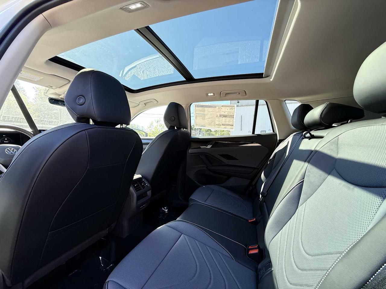 2025 Volkswagen Tiguan SE Westborough MA