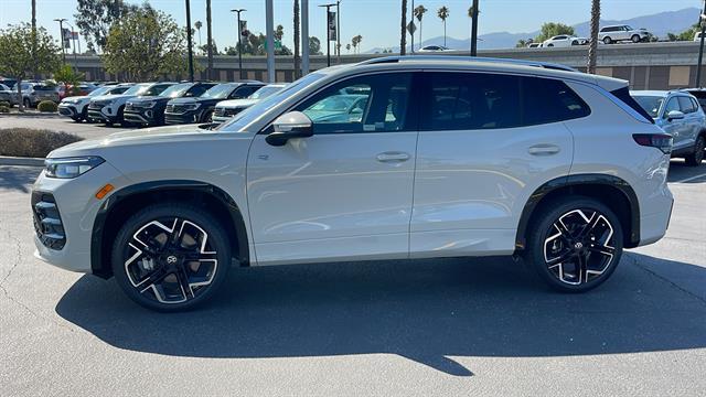 2025 Volkswagen Tiguan SEL R-Line 4Motion Corona CA