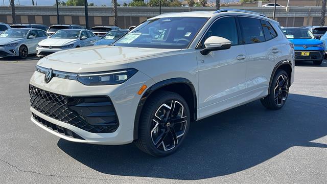 2025 Volkswagen Tiguan SEL R-Line 4Motion Corona CA
