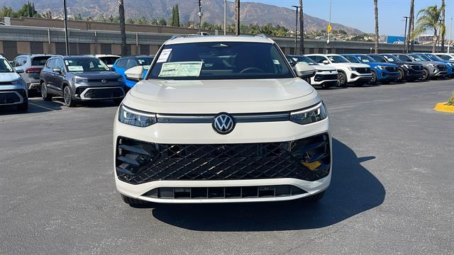 2025 Volkswagen Tiguan SEL R-Line 4Motion Corona CA
