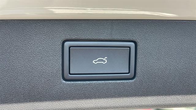 2025 Volkswagen Tiguan SEL R-Line 4Motion Corona CA