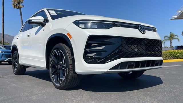 2025 Volkswagen Tiguan SEL R-Line 4Motion Corona CA