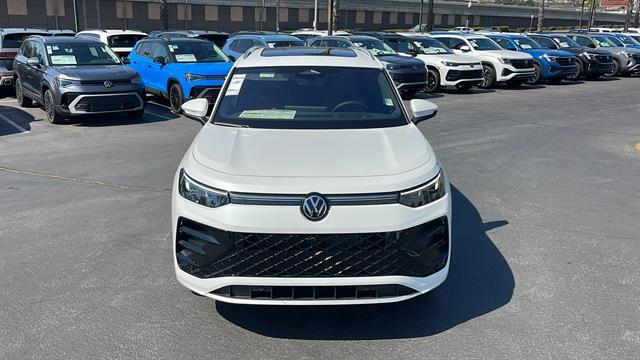 2025 Volkswagen Tiguan SEL R-Line 4Motion Corona CA