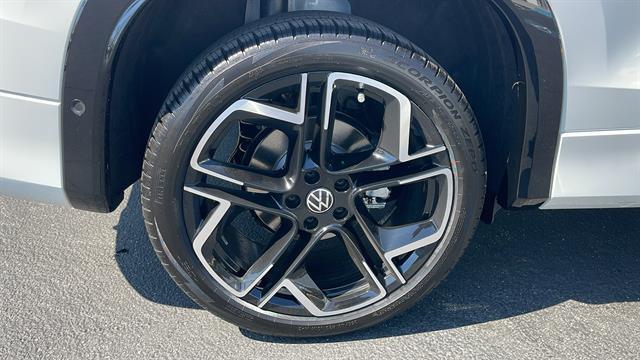 2025 Volkswagen Tiguan SEL R-Line 4Motion Corona CA