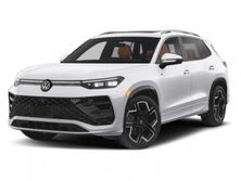 Volkswagen Tiguan SEL R-Line 2025