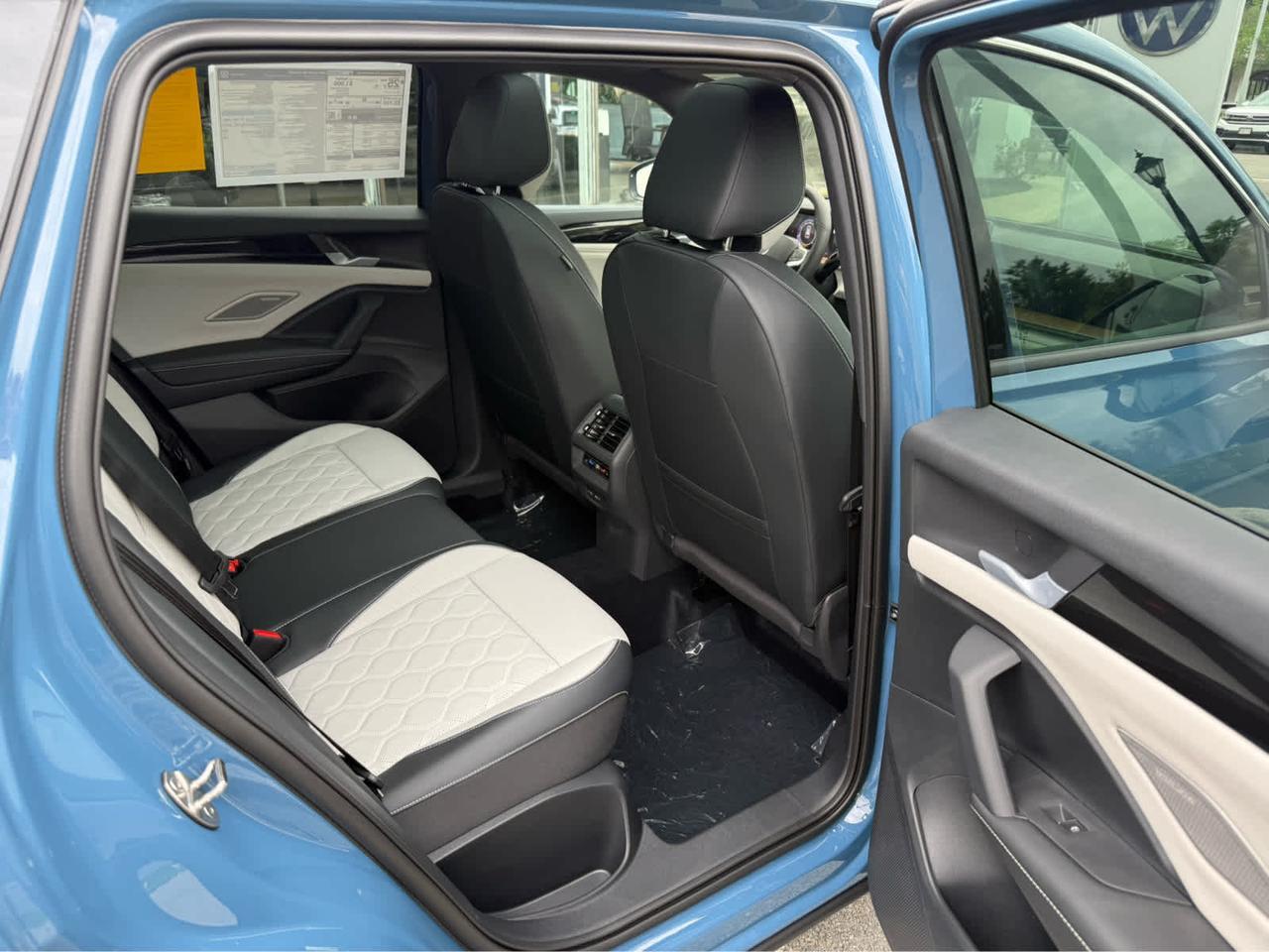 2025 Volkswagen Tiguan SEL R-Line Wellesley MA