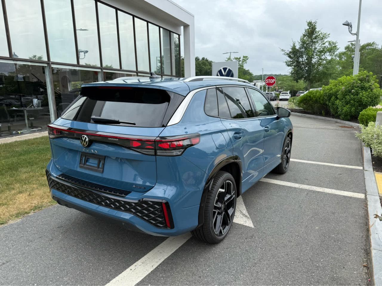 2025 Volkswagen Tiguan SEL R-Line Wellesley MA