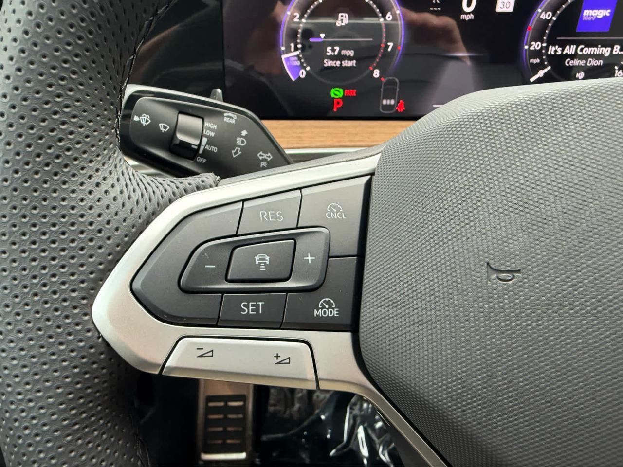 2025 Volkswagen Tiguan SEL R-Line Wellesley MA