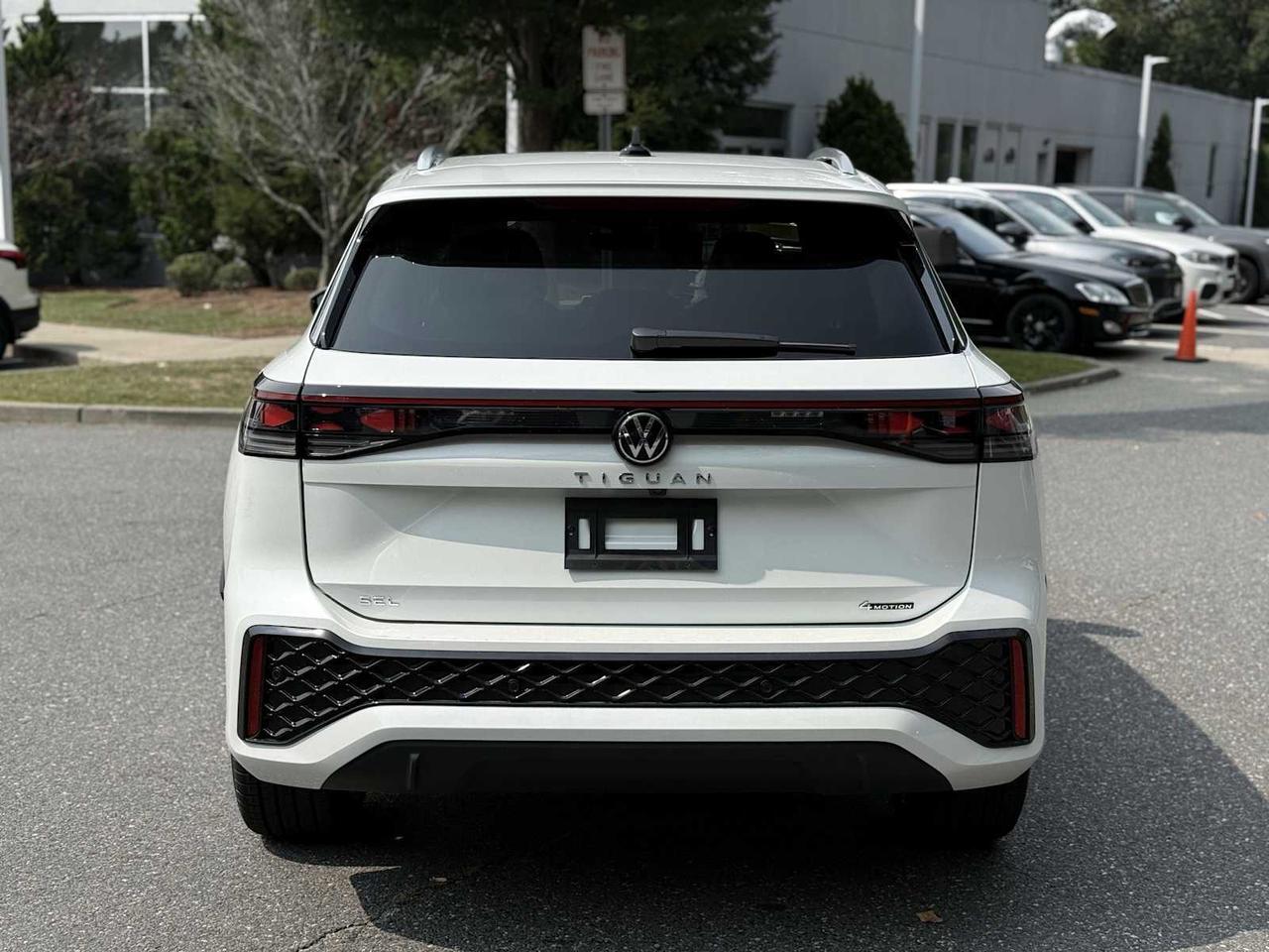 2025 Volkswagen Tiguan SEL R-Line Westborough MA