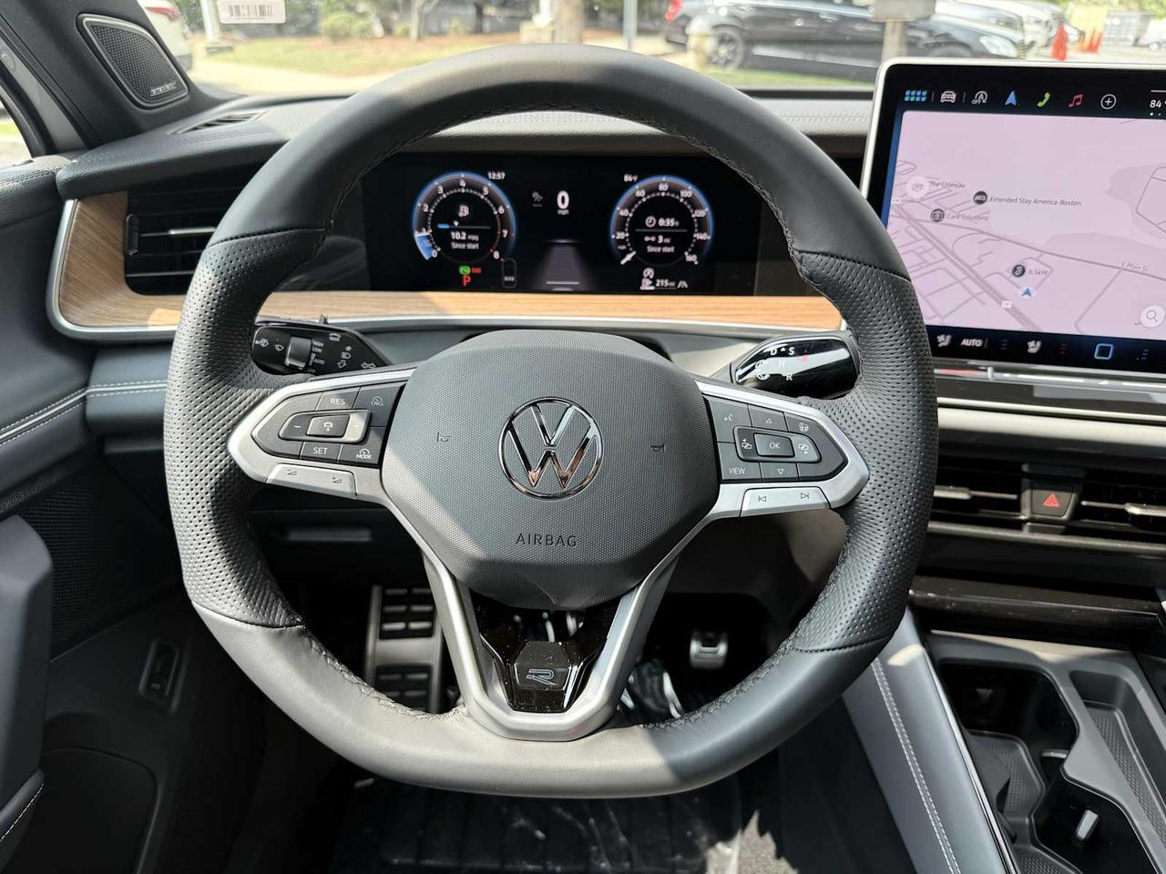 2025 Volkswagen Tiguan SEL R-Line Westborough MA