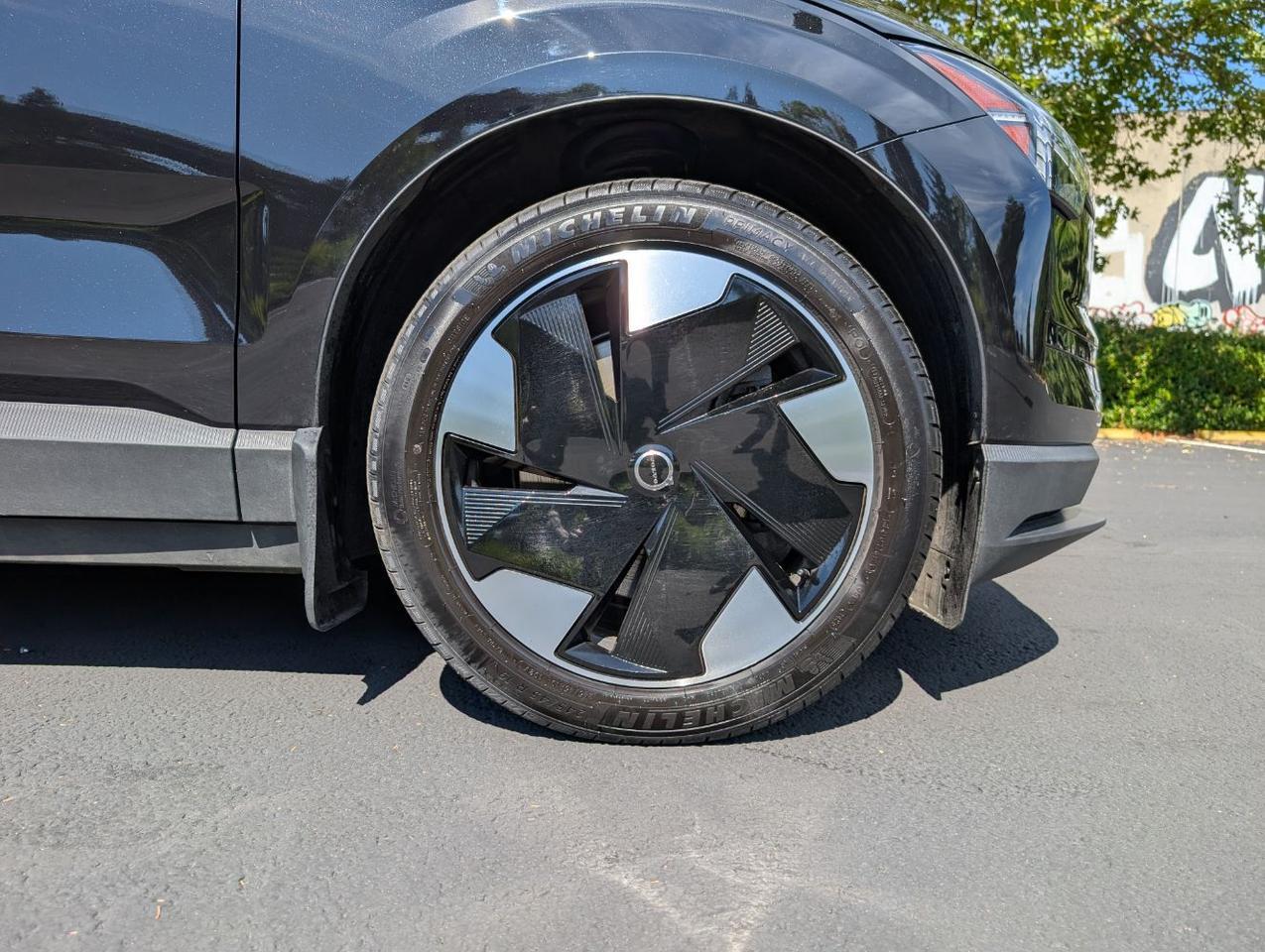 2025 Volvo EX30 Twin Motor Performance PLUS | 422hp, HK Premium Audio, Adaptive Cruise, Heated Seats & Wheel Portland OR