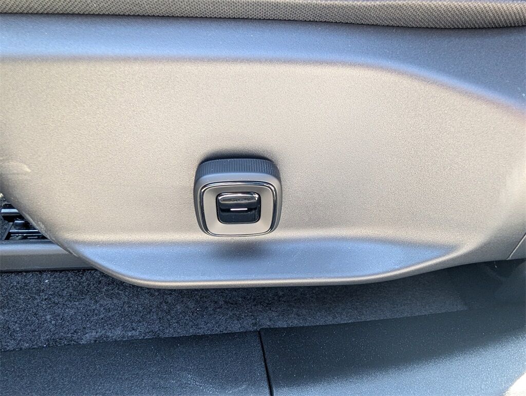 2025 Volvo EX30 Twin Motor Performance Plus Hunt Valley MD