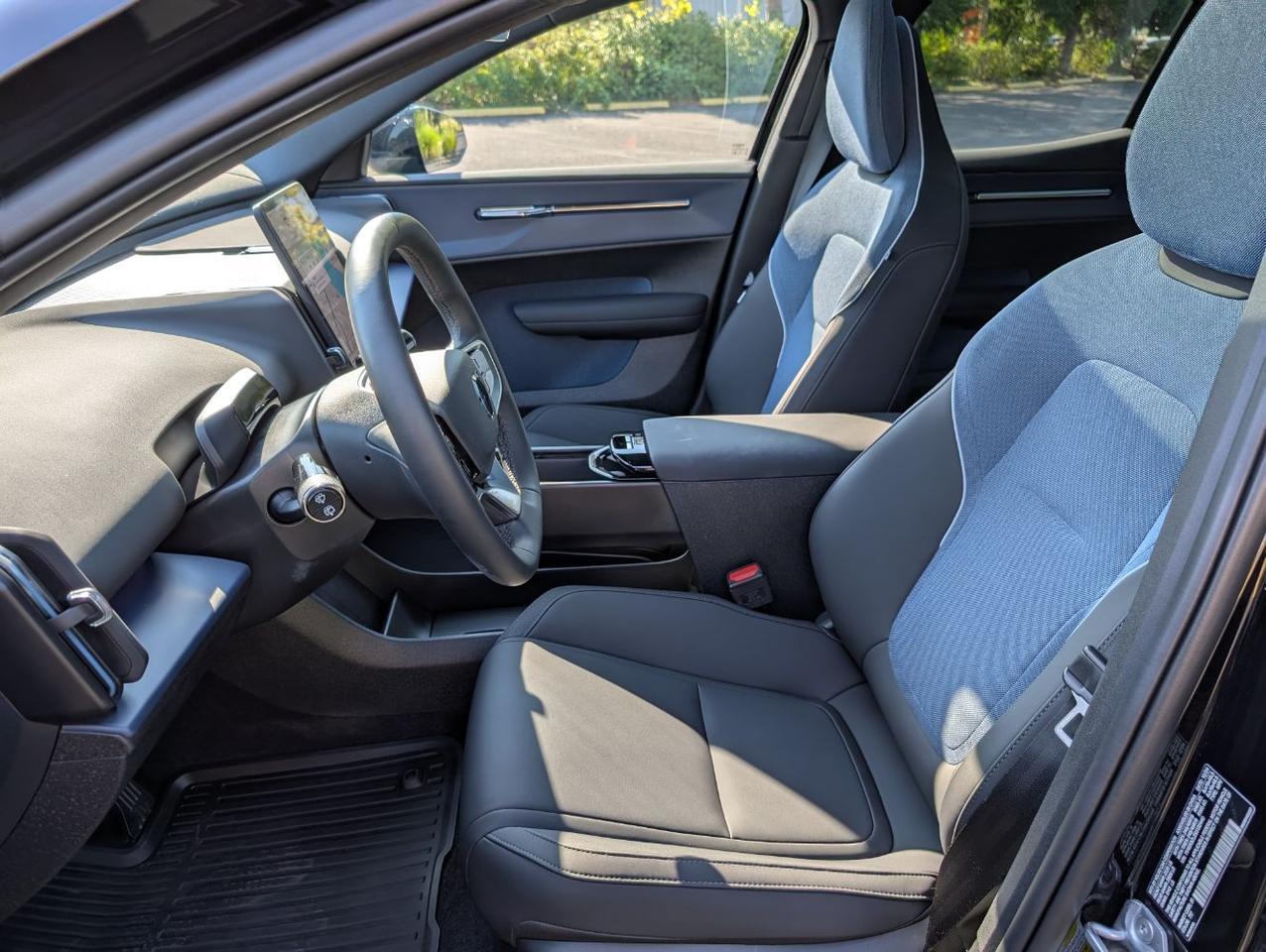 2025 Volvo EX30 Twin Motor Ultra Portland OR