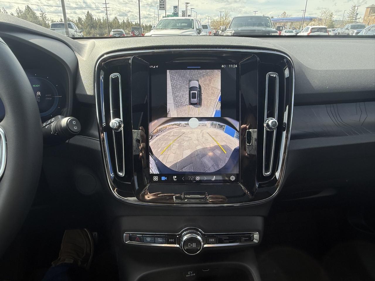 2025 Volvo EX40 Bend OR