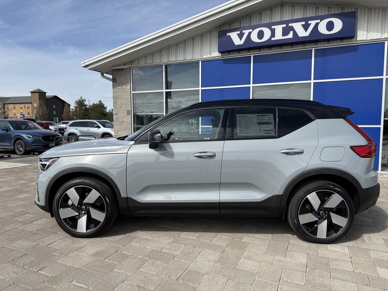 2025 Volvo EX40 Bend OR