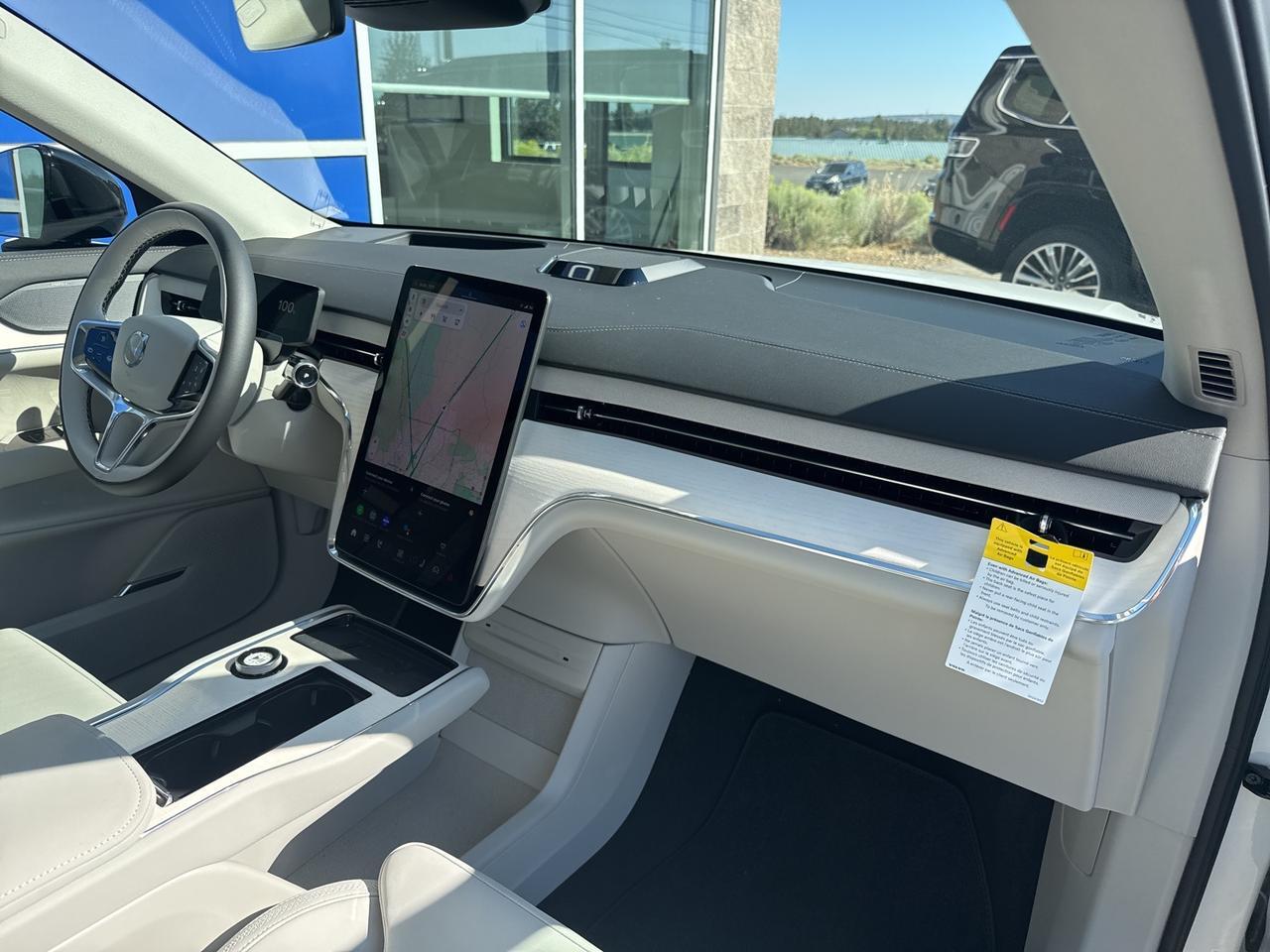 2025 Volvo EX90 Bend OR