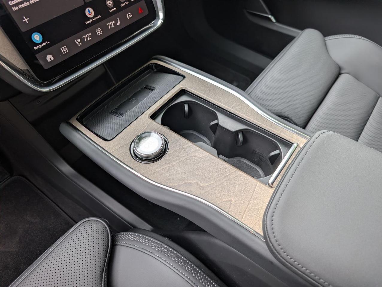 2025 Volvo EX90 Twin Motor AWD ULTRA | 402hp, 310mi EV Range, Bose Premium Audio, Tow Package, Climate Comfort Seats Portland OR