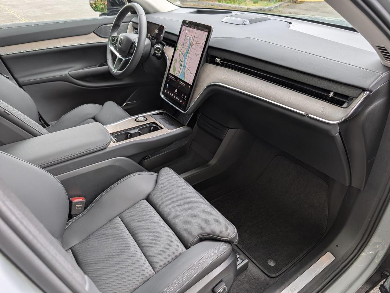 2025 Volvo EX90 Twin Motor AWD ULTRA | 402hp, 310mi EV Range, Bose Premium Audio, Tow Package, Climate Comfort Seats Portland OR