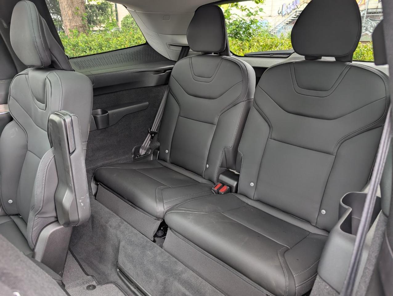 2025 Volvo EX90 Twin Motor AWD ULTRA | 402hp, 310mi EV Range, Bose Premium Audio, Tow Package, Climate Comfort Seats Portland OR