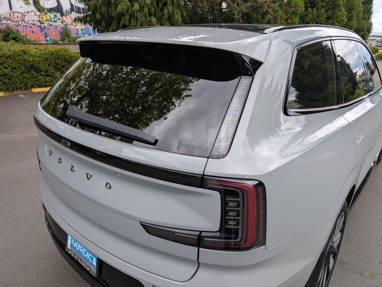 2025 Volvo EX90 Twin Motor AWD ULTRA | 402hp, 310mi EV Range, Bose Premium Audio, Tow Package, Climate Comfort Seats Portland OR