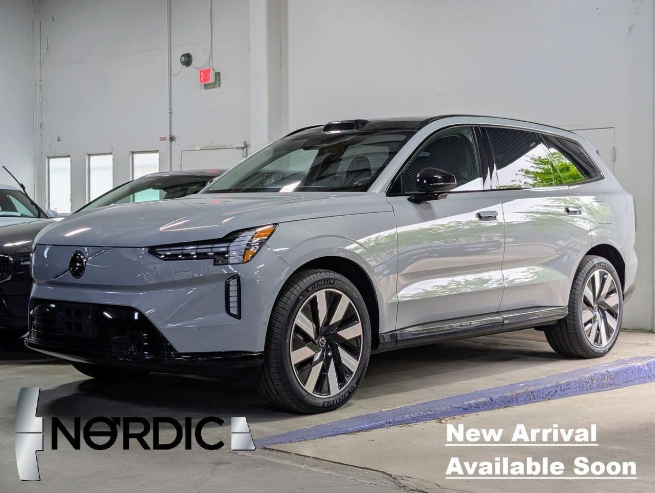 2025 Volvo EX90 Twin Motor AWD ULTRA | Bose Premium Audio, Tow Package, Climate Comfort Sea