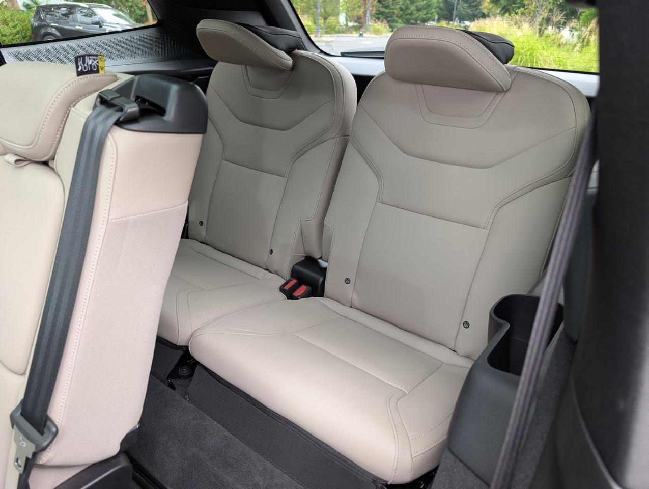 2025 Volvo EX90 Twin Motor PLUS | 402hp, 308mi EV, Bose Audio, 6-Pass, Pilot Assist, Head Up Display & Tow Hitch Portland OR