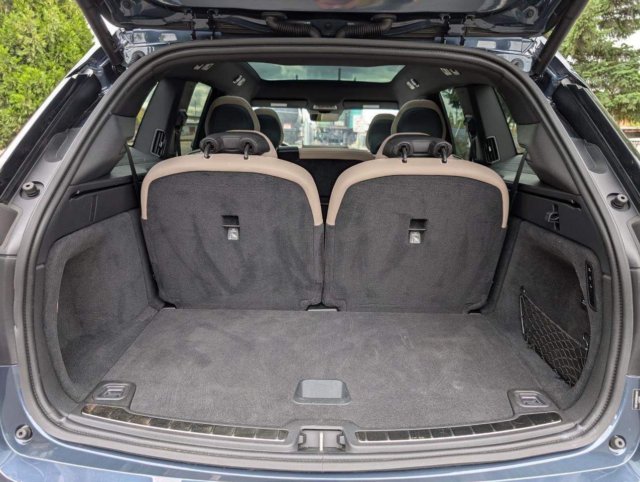 2025 Volvo EX90 Twin Motor PLUS | 402hp, 308mi EV, Bose Audio, 6-Pass, Pilot Assist, Head Up Display & Tow Hitch Portland OR