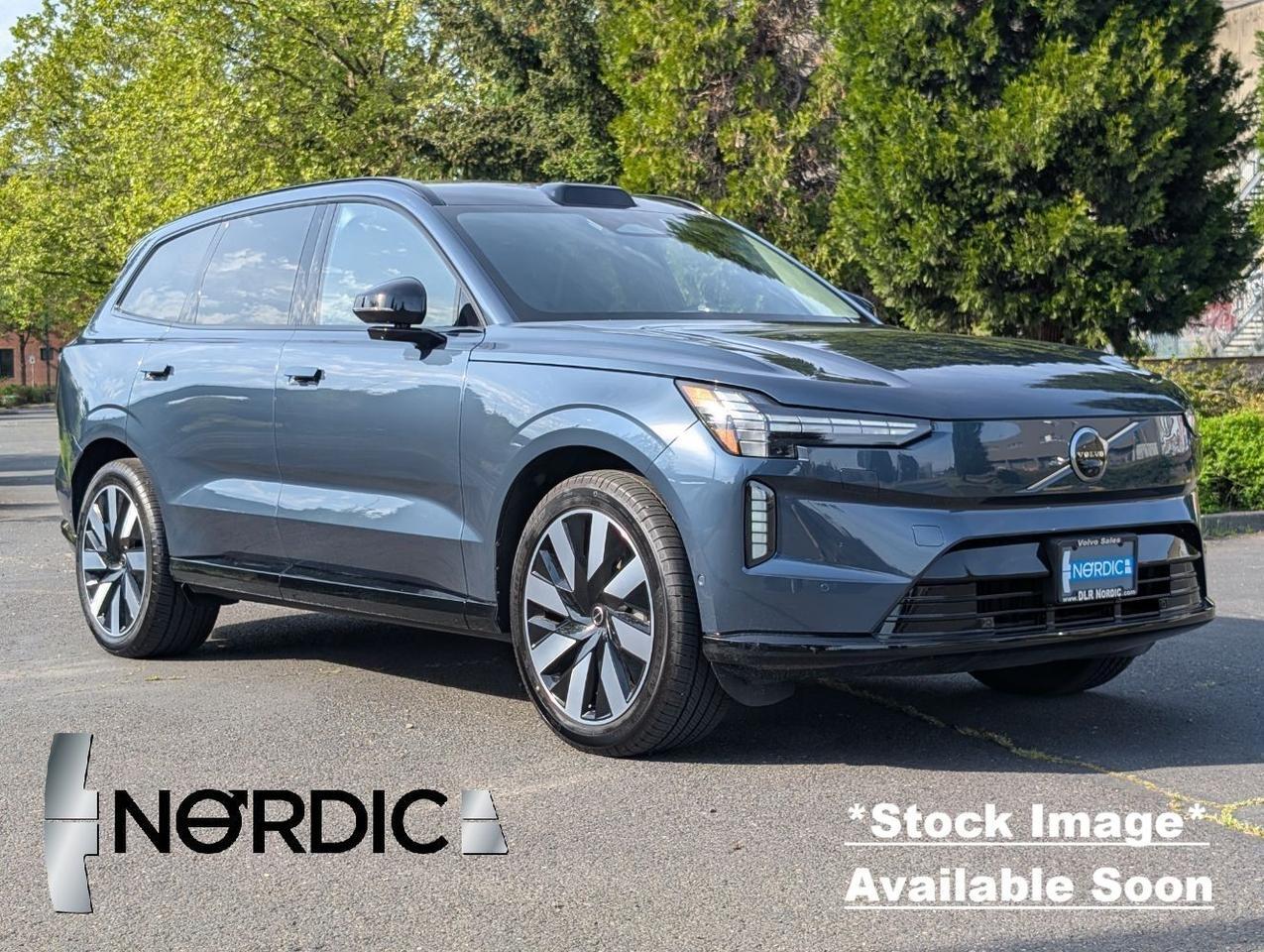 2025 Volvo EX90 Twin Motor PLUS | 402hp, 310mi EV, Bose Audio *