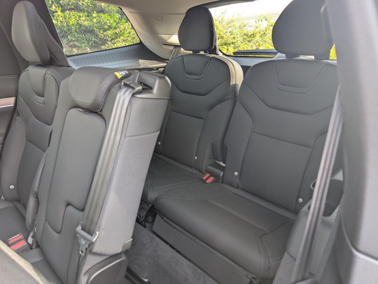 2025 Volvo EX90 Twin Motor Performance ULTRA | 510hp, 296mi EV Range, Bowers & Wilkins, 4 Heated Seats & Wheel Portland OR