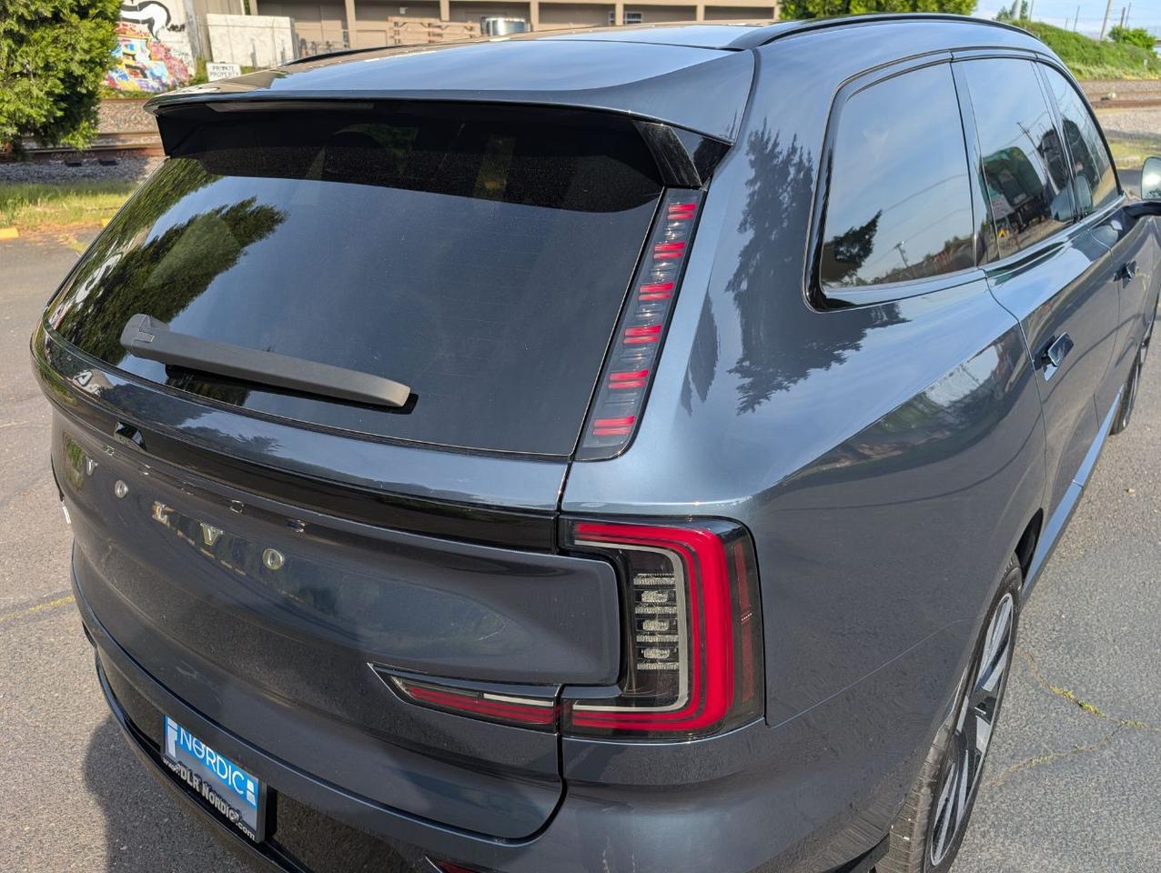 2025 Volvo EX90 Twin Motor Performance ULTRA | 510hp, 296mi EV Range, Bowers & Wilkins, 4 Heated Seats & Wheel Portland OR