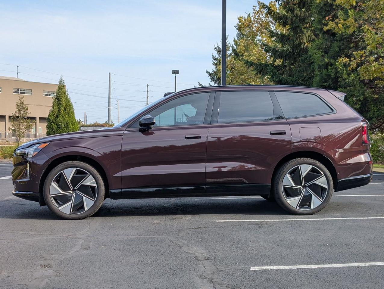2025 Volvo EX90 Twin Motor Performance ULTRA | 510hp, 310mi EV, Bowers & Wilkins, 6-Pass Center Walk, 4 Heated Seats Portland OR