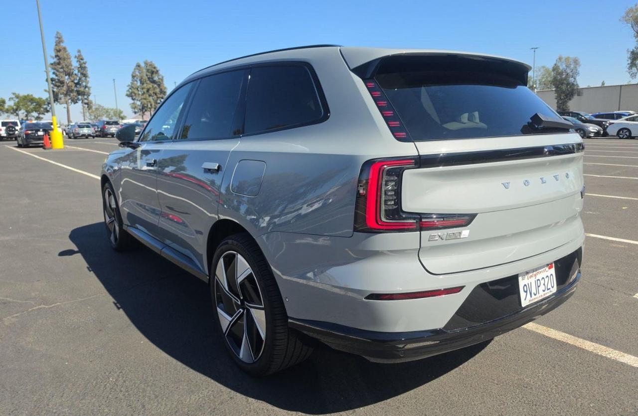 2025 Volvo EX90 Twin Motor Performance ULTRA | 510hp, Bowers &amp; Wilkins, 7-Pass Portland OR