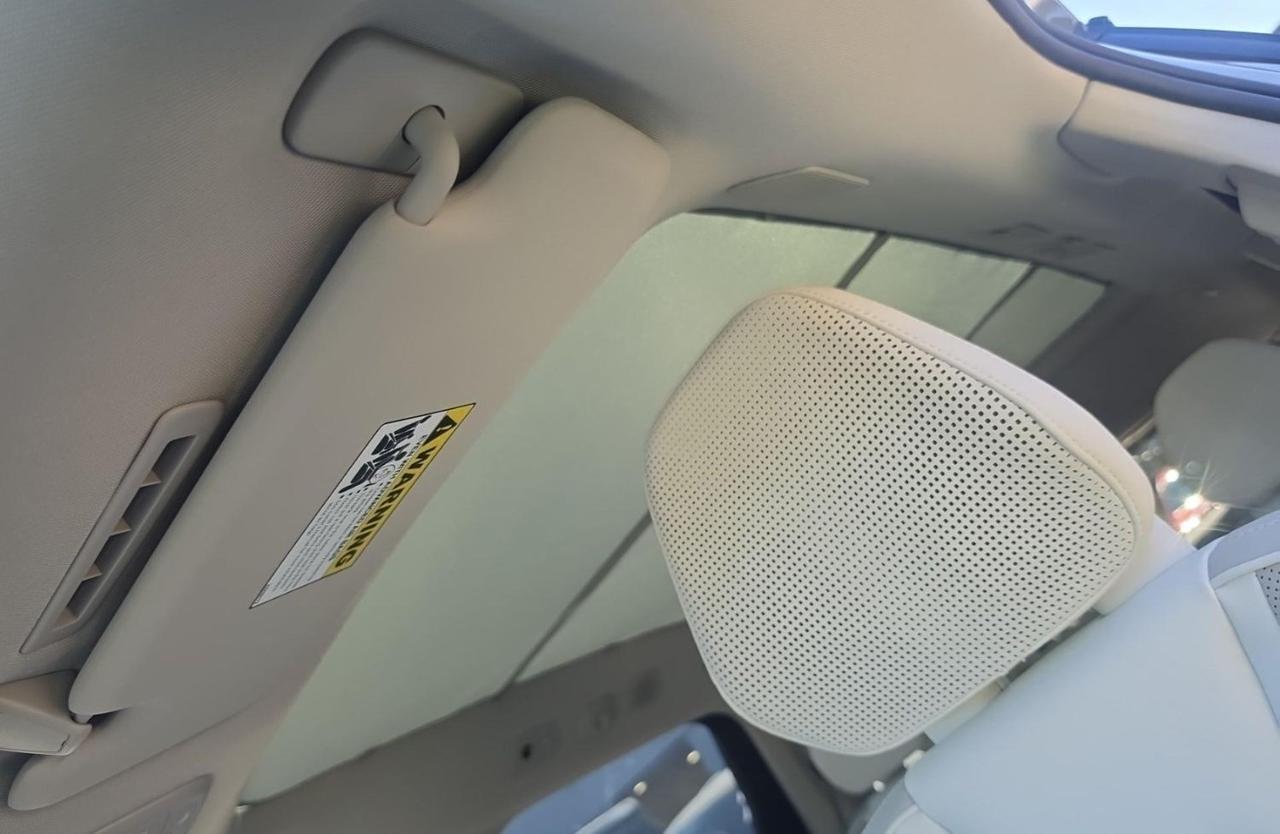 2025 Volvo EX90 Twin Motor Performance ULTRA | 510hp, Bowers & Wilkins w/Dolby Altmos, Ventilated Nordico & 22" Whls Portland OR