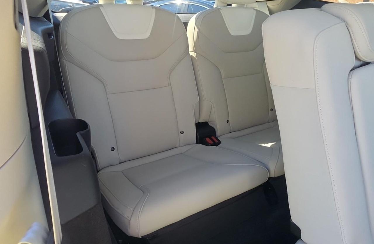 2025 Volvo EX90 Twin Motor Performance ULTRA | 510hp, Bowers & Wilkins w/Dolby Altmos, Ventilated Nordico & 22" Whls Portland OR