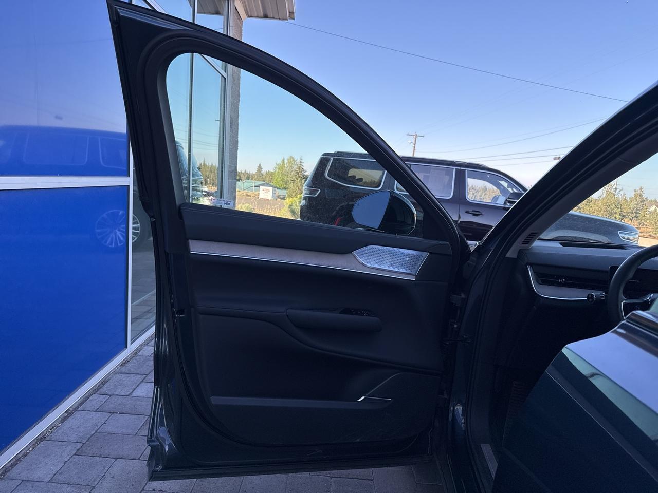 2025 Volvo EX90 Twin Motor Performance Ultra Bend OR