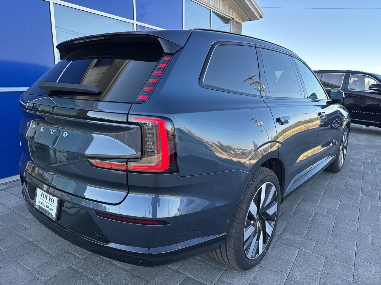 2025 Volvo EX90 Twin Motor Performance Ultra Bend OR