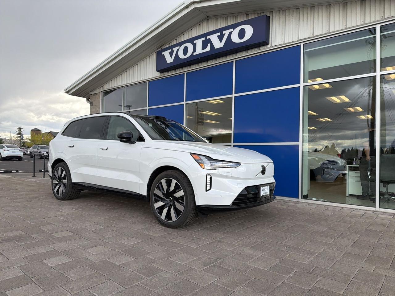 2025 Volvo EX90 Twin Motor Performance Ultra