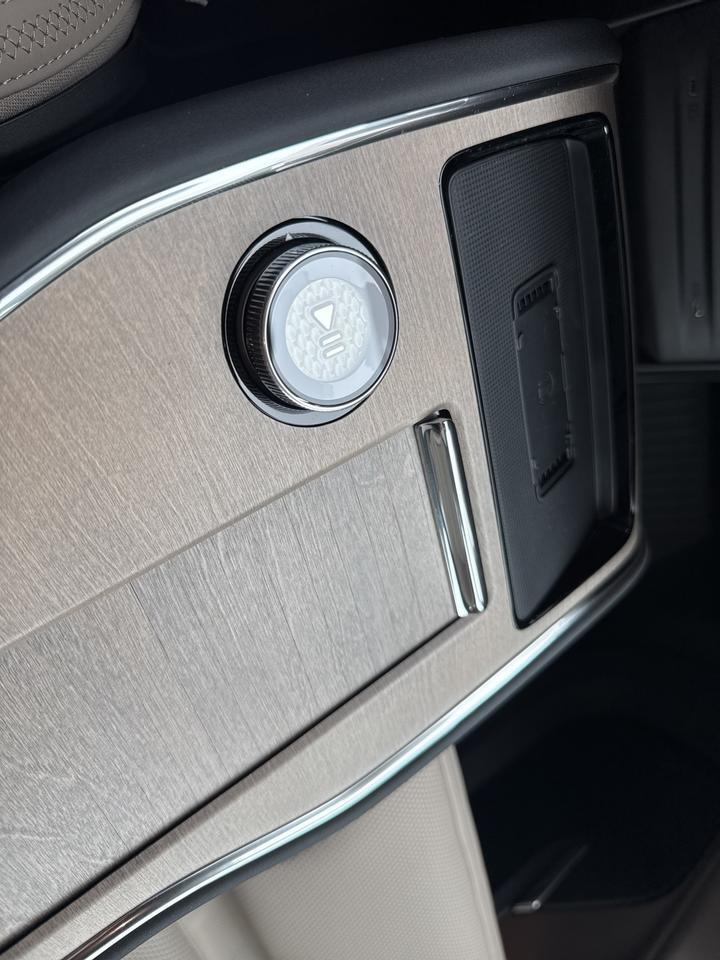 2025 Volvo EX90 Twin Motor Performance Ultra Bend OR