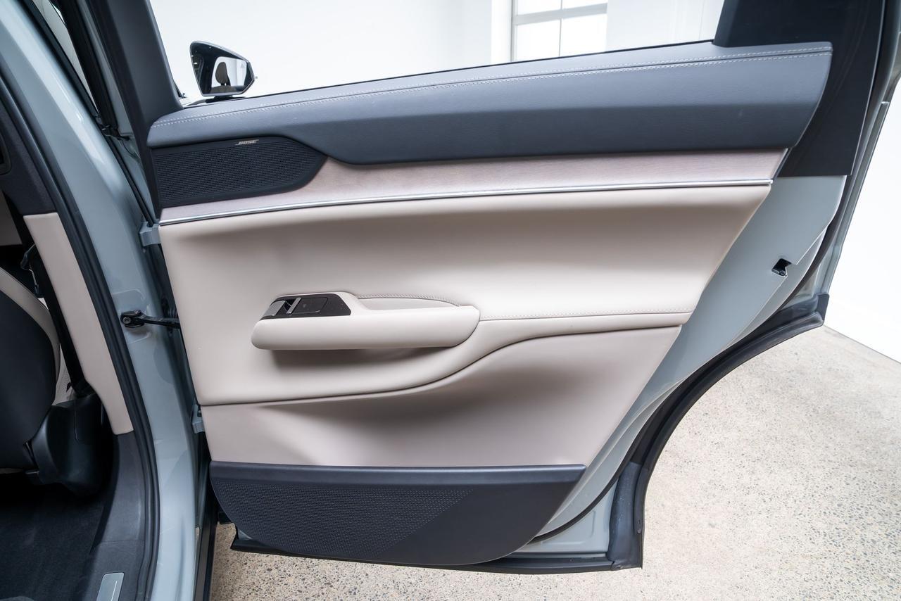 2025 Volvo EX90 Twin Motor Plus 6-Seater Pilot Assist Head Up Display Portland OR