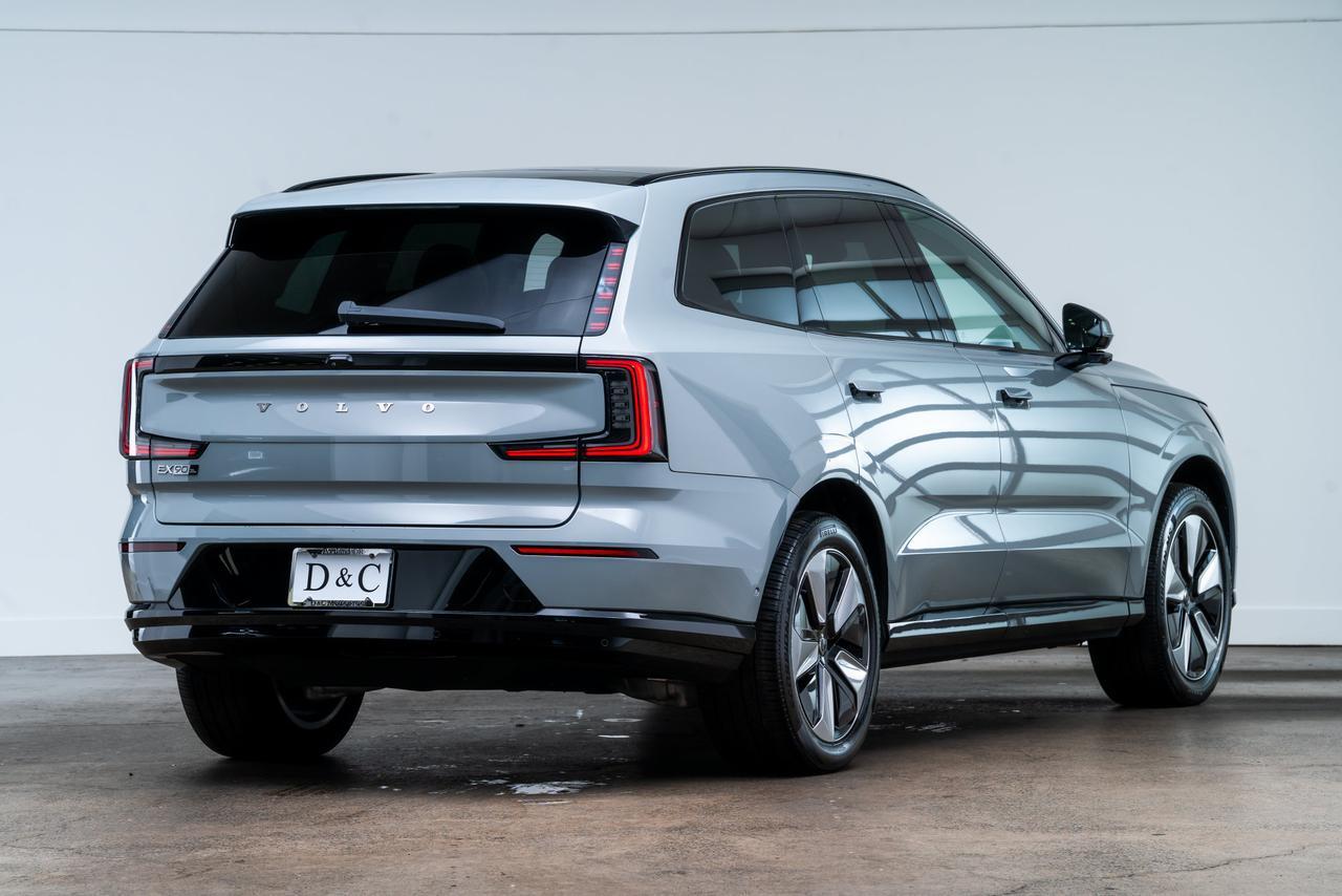2025 Volvo EX90 Twin Motor Plus 6-Seater Pilot Assist Head Up Display Portland OR