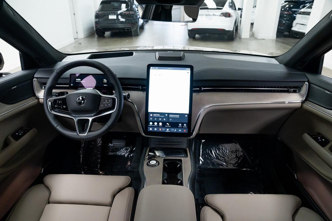 2025 Volvo EX90 Twin Motor Plus 7-Seater Head-Up Display Surround View Camera Portland OR