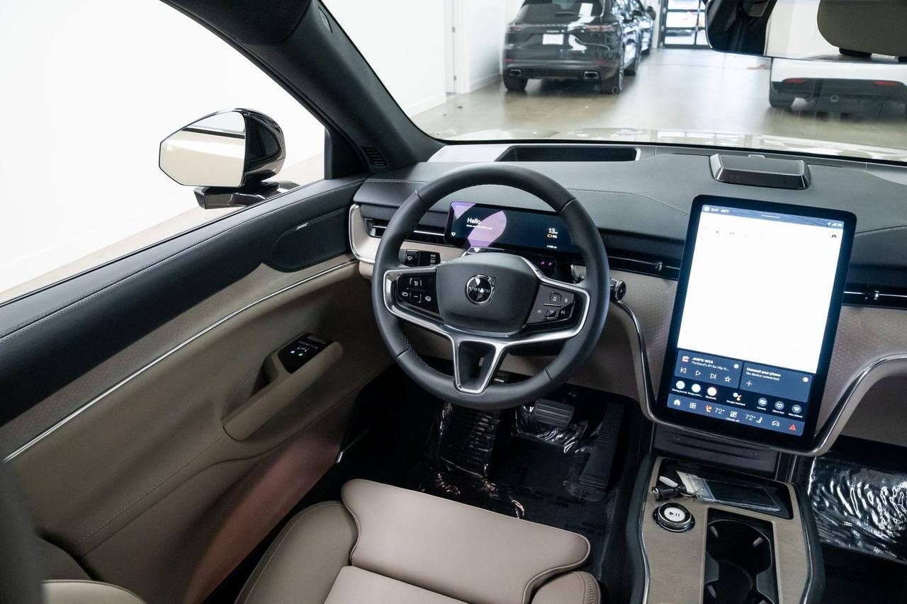 2025 Volvo EX90 Twin Motor Plus 7-Seater Head-Up Display Surround View Camera Portland OR